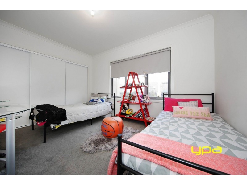 13 Bay Street, Caroline Springs VIC 3023