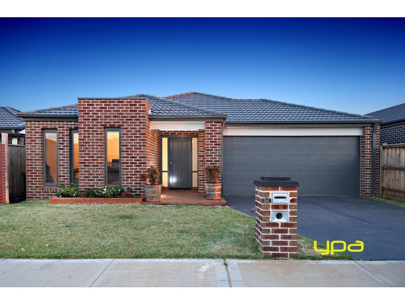 8 Aubisque Close, Plumpton VIC 3335