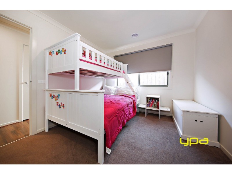 8 Aubisque Close, Plumpton VIC 3335