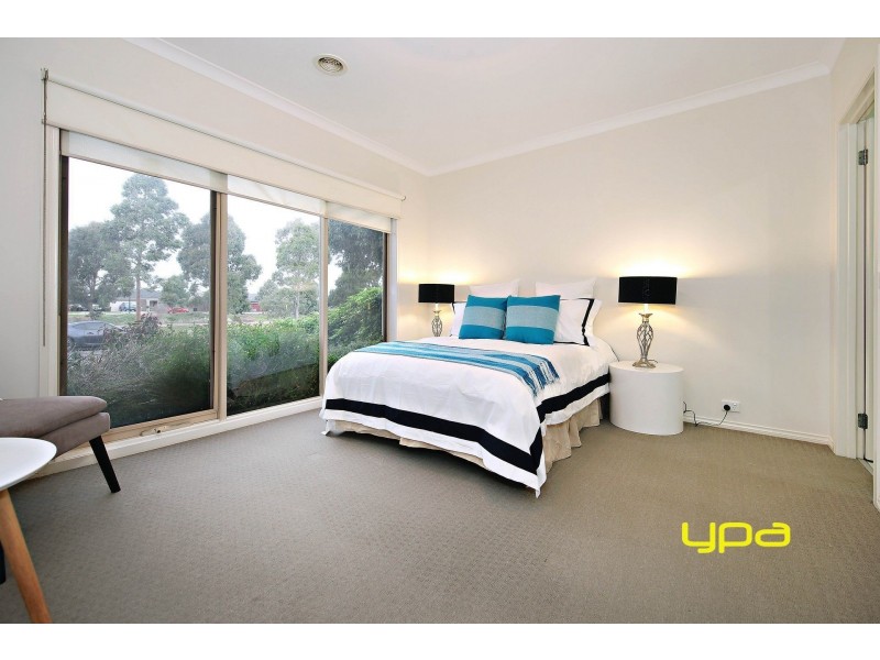 86 Tenterfield Drive, Burnside Heights VIC 3023