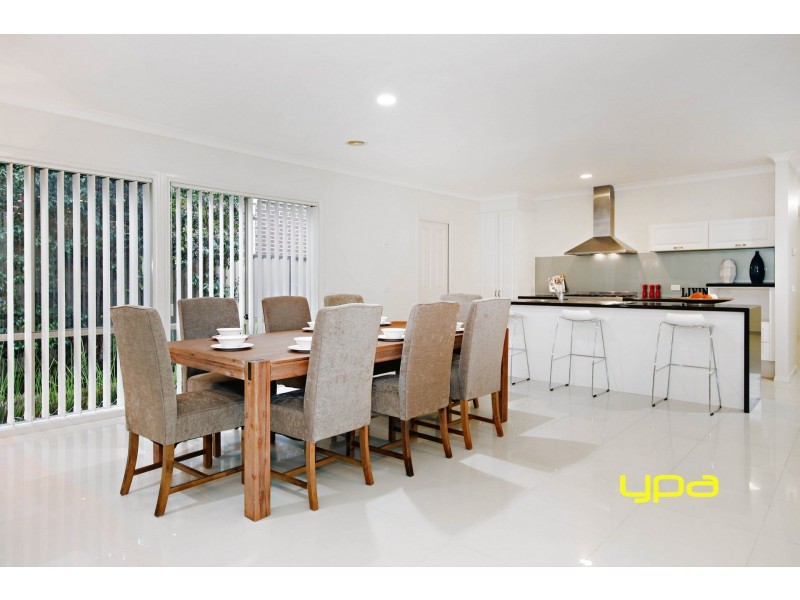 86 Tenterfield Drive, Burnside Heights VIC 3023