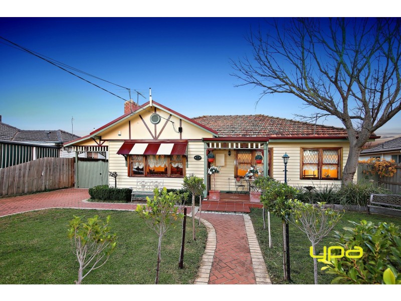 32 Kynoch Street, Deer Park VIC 3023