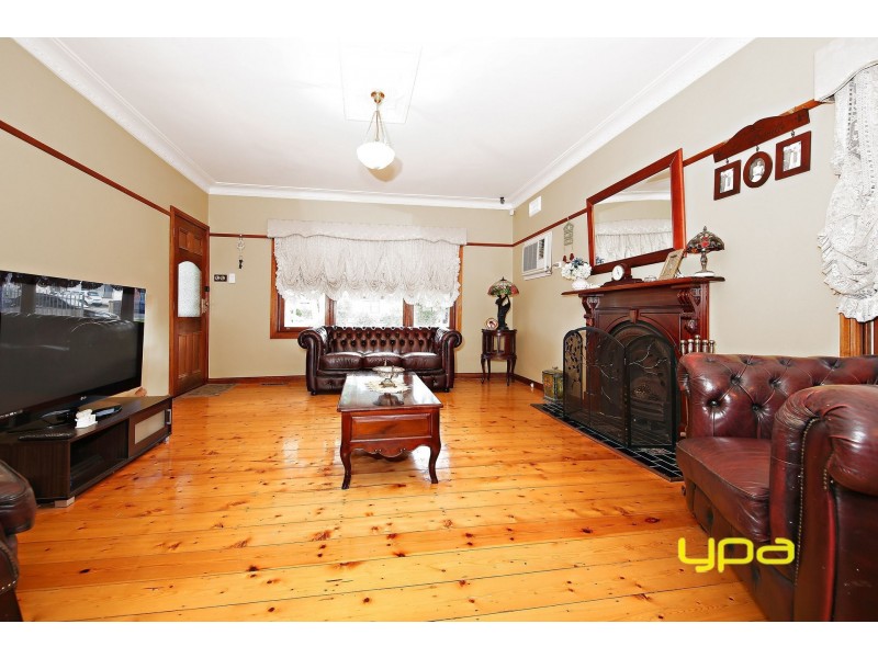 32 Kynoch Street, Deer Park VIC 3023