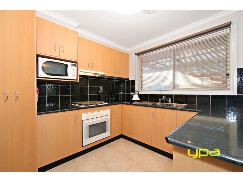 22 Contursi Drive, Sydenham VIC 3037