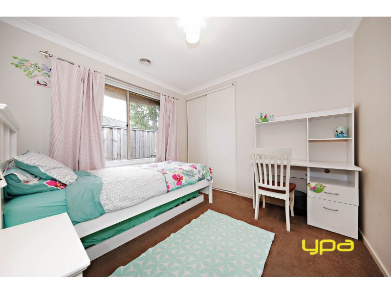 18 Atherton Avenue, Burnside Heights VIC 3023