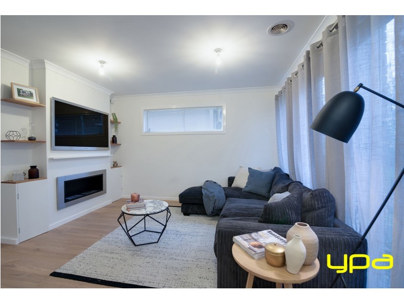 10 Ironbark Grove, Burnside Heights VIC 3023