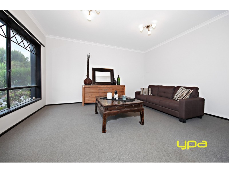 3 Honour Lane, Caroline Springs VIC 3023