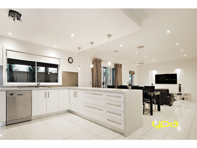 20 Studley Parkway, Caroline Springs VIC 3023