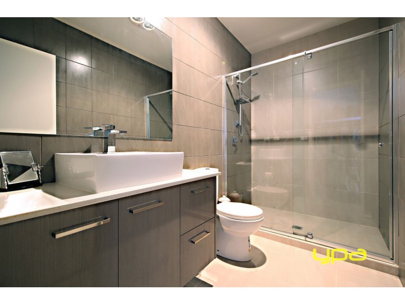 7/25 Boathouse Drive, Caroline Springs VIC 3023