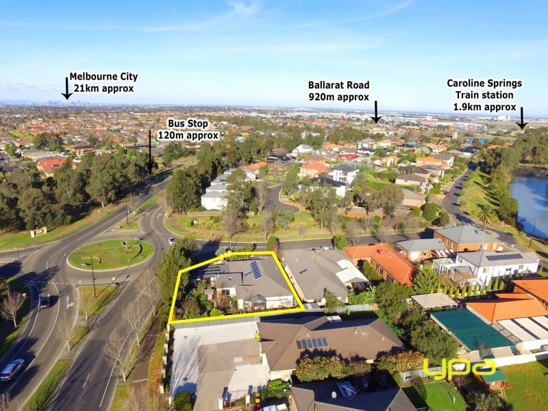 2 Bellfield Avenue, Caroline Springs VIC 3023