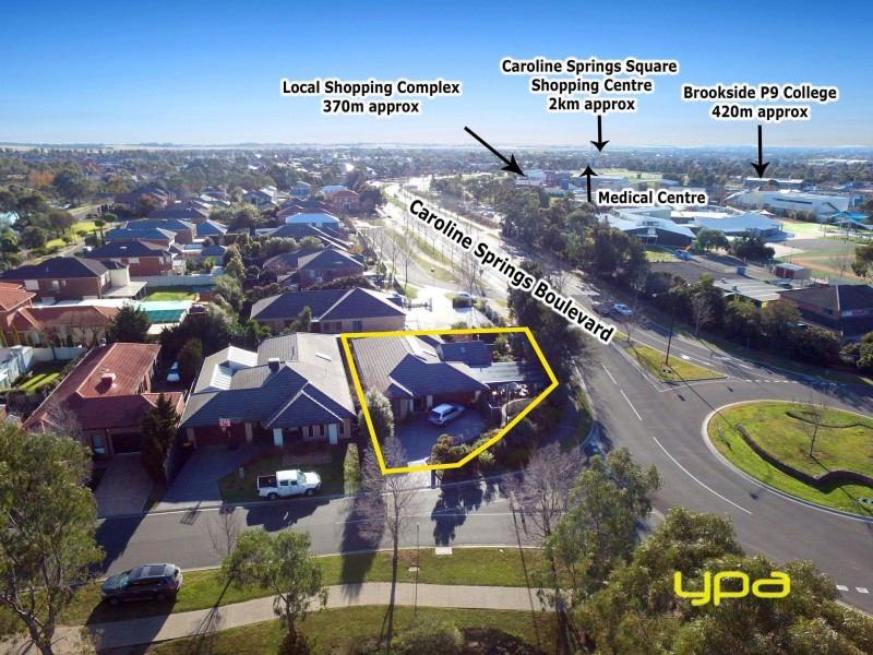 2 Bellfield Avenue, Caroline Springs VIC 3023