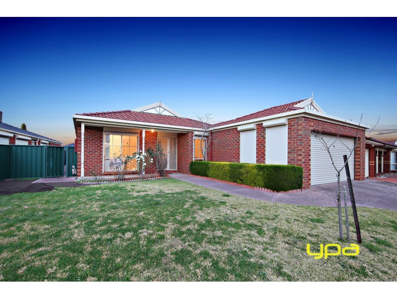 20 Strickland Crescent, Burnside VIC 3023
