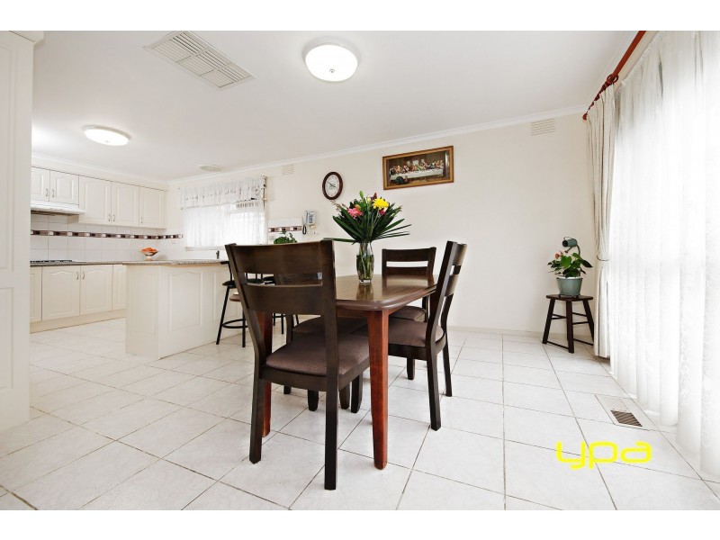 26 Corunna Avenue, St Albans VIC 3021