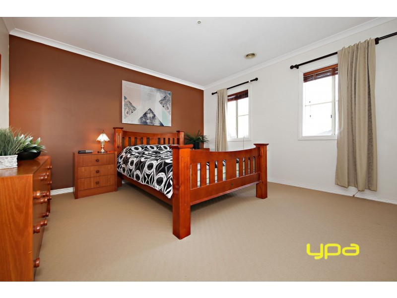 3 Colac Place, Caroline Springs VIC 3023