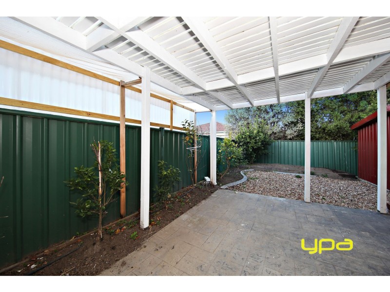 18 Fydler Avenue, Burnside VIC 3023