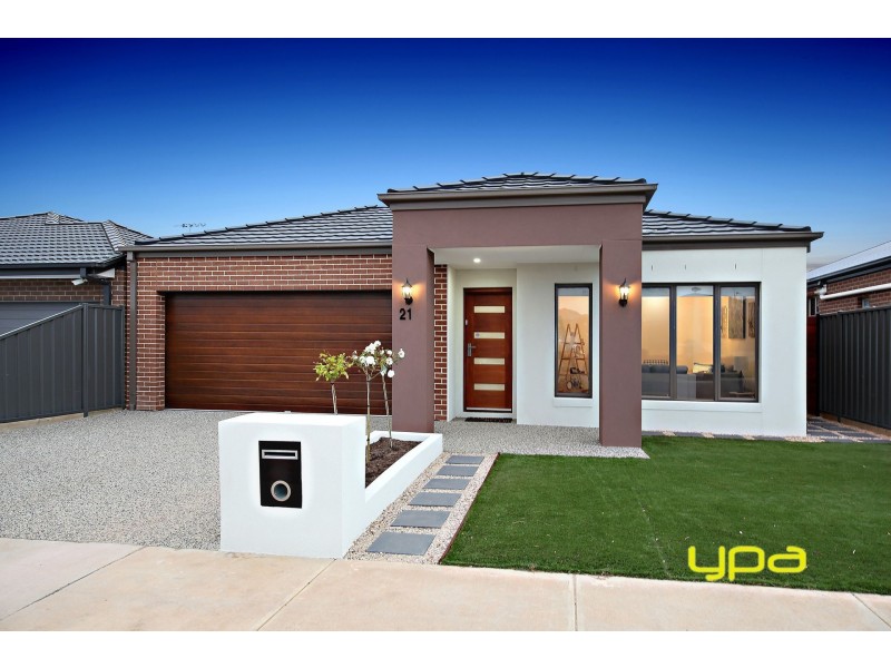 21 Mandalay Parade, Plumpton VIC 3335
