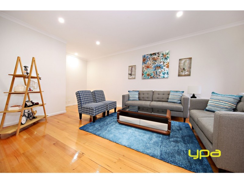 21 Mandalay Parade, Plumpton VIC 3335