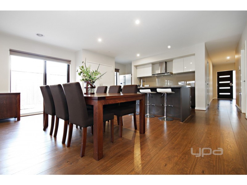 4 Keynes Circuit, Plumpton VIC 3335