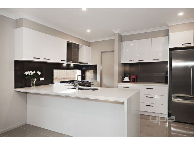 12 Higgins Street, Plumpton VIC 3335