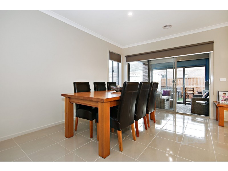 12 Higgins Street, Plumpton VIC 3335