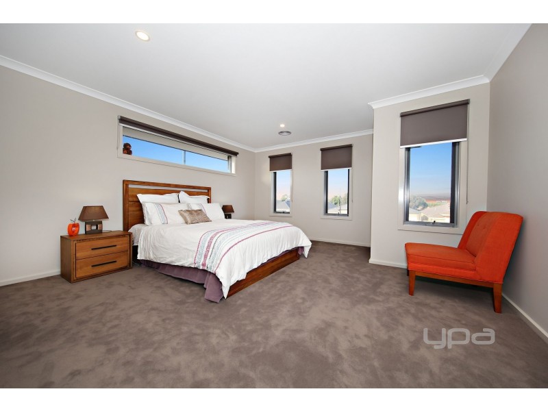 12 Higgins Street, Plumpton VIC 3335