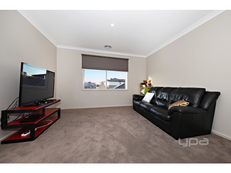 12 Higgins Street, Plumpton VIC 3335