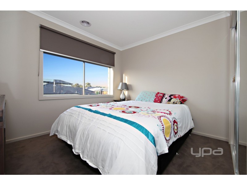 12 Higgins Street, Plumpton VIC 3335