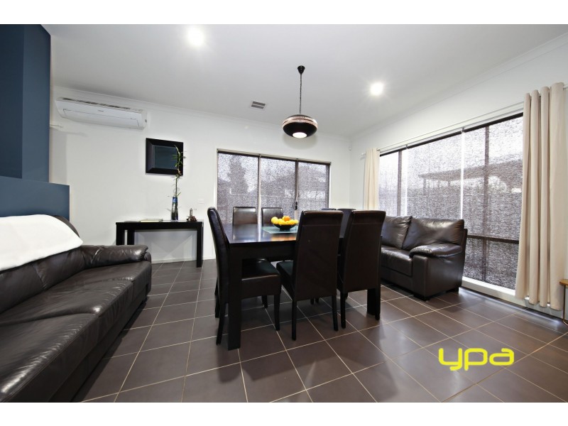 9 Coen Place, Caroline Springs VIC 3023