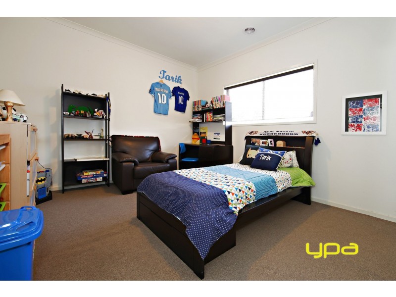 9 Coen Place, Caroline Springs VIC 3023