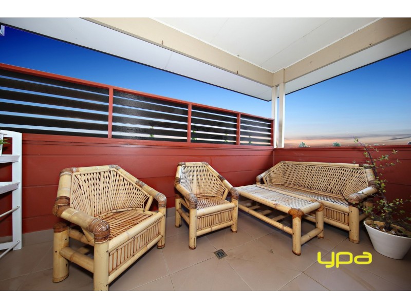 9 Coen Place, Caroline Springs VIC 3023