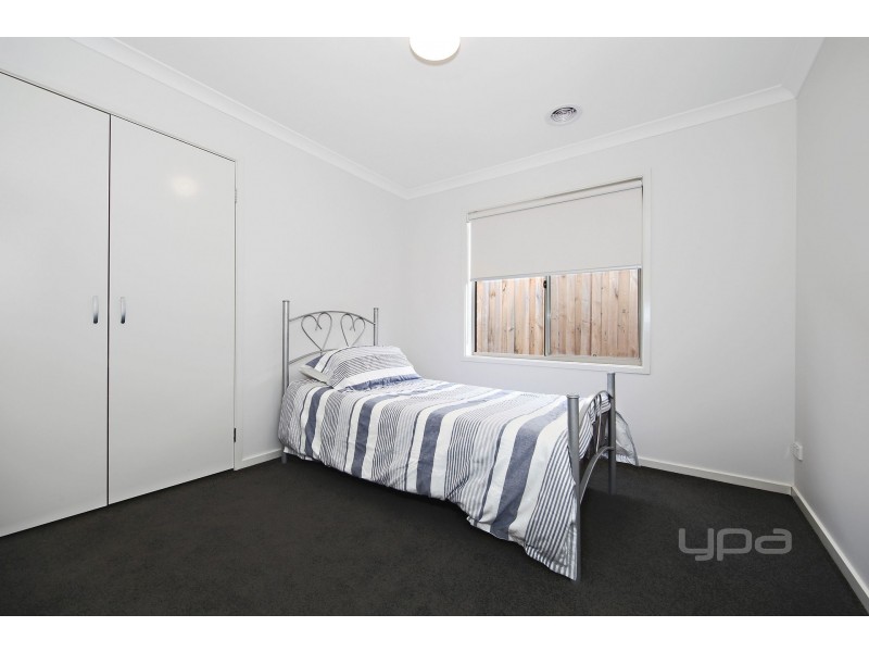 21 Springlands Crescent, Plumpton VIC 3335