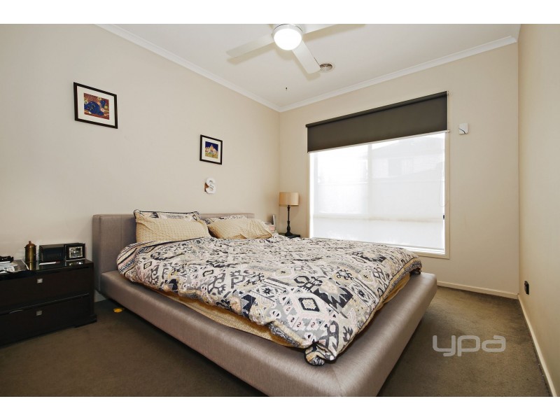 68 Barringo Way, Caroline Springs VIC 3023