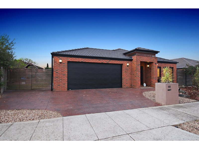 68 Barringo Way, Caroline Springs VIC 3023