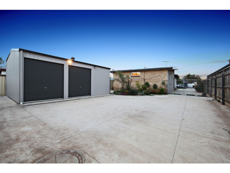 68 Westcott Parade, Rockbank VIC 3335