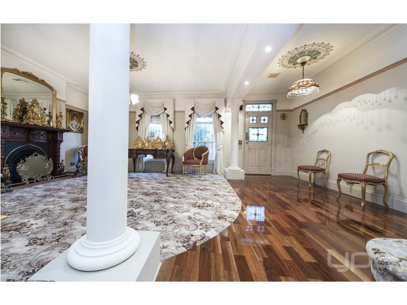 25  Parkin Avenue, Caroline Springs VIC 3023