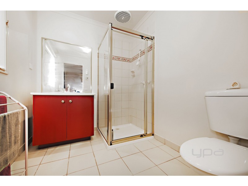 13 Tarcoola Drive, Burnside VIC 3023