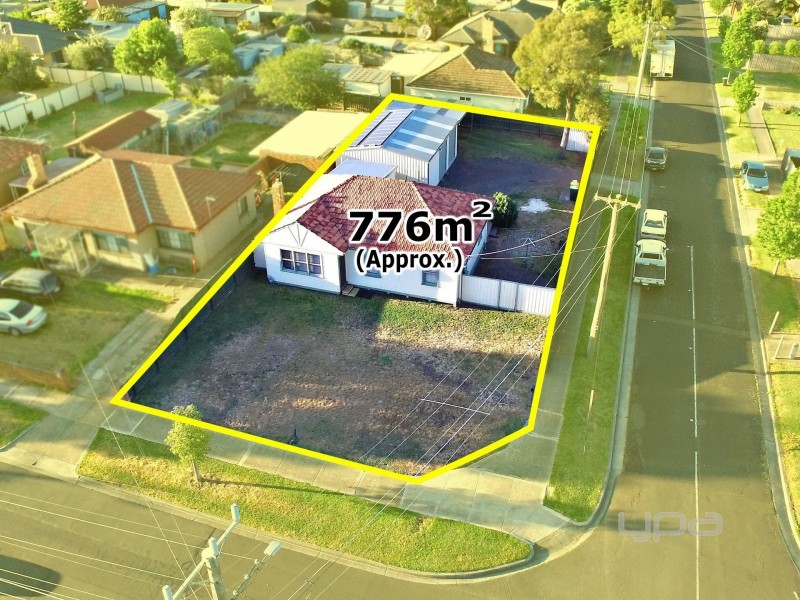 8 Dumfries Street, Deer Park VIC 3023