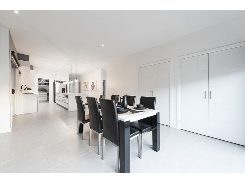 22 Rivoli Close, Plumpton VIC 3335