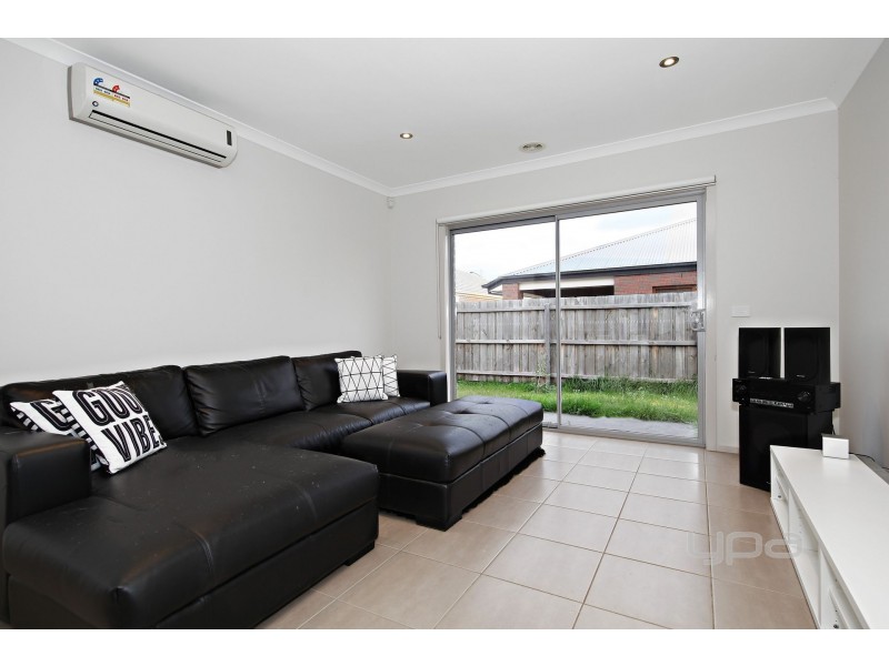 5 Luxor Drive, Plumpton VIC 3335