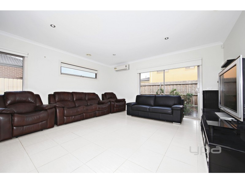 10 Pinnacle Way, Plumpton VIC 3335