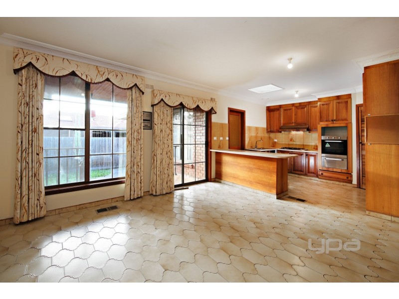 67 Gillespie Road, St Albans VIC 3021