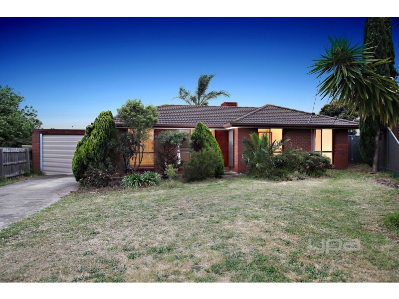 16 Winchester Court, Kings Park VIC 3021