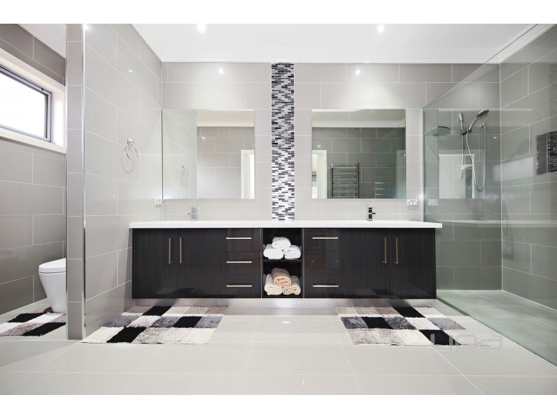 36 Jacaranda Drive, Taylors Hill VIC 3037