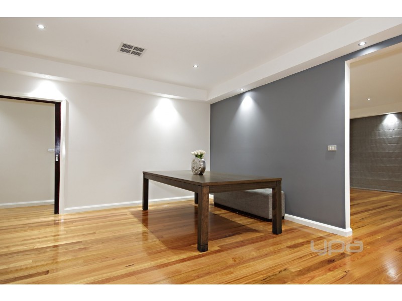 36 Jacaranda Drive, Taylors Hill VIC 3037