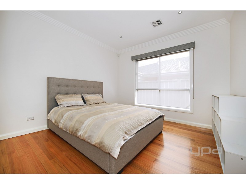 36 Jacaranda Drive, Taylors Hill VIC 3037