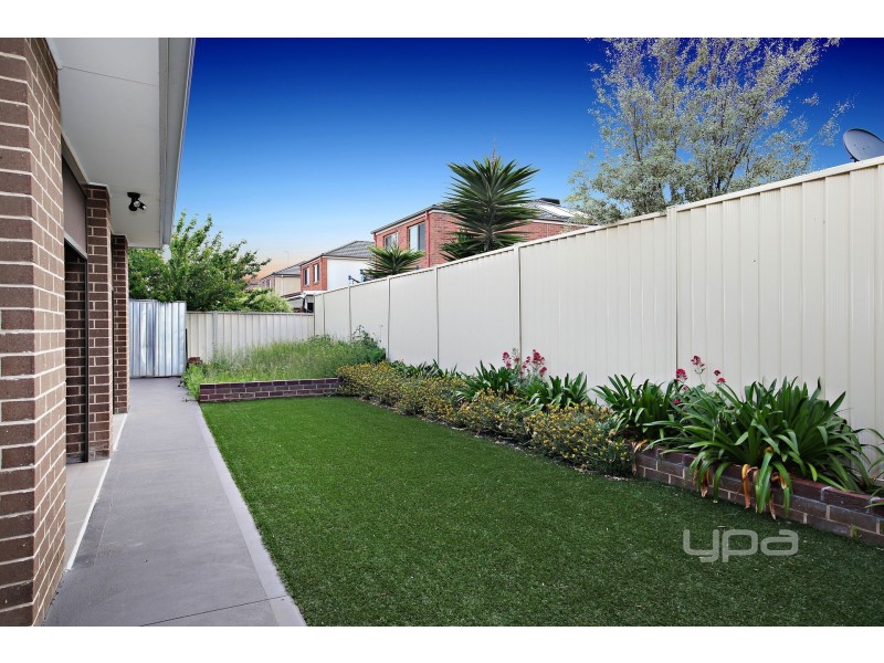 36 Jacaranda Drive, Taylors Hill VIC 3037