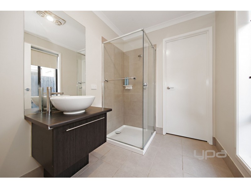 23 Luxor Drive, Plumpton VIC 3335