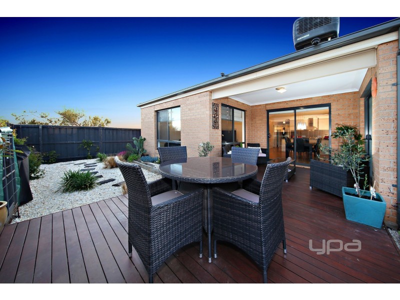 23 Luxor Drive, Plumpton VIC 3335