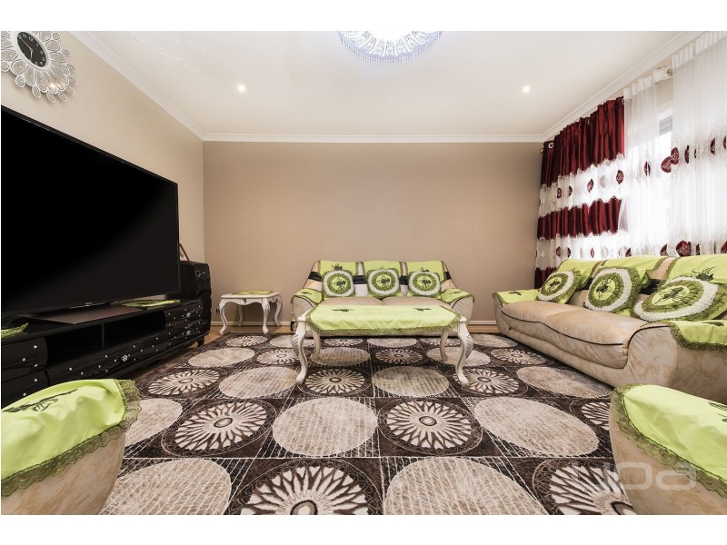 23 Caitlyn Drive, Melton West VIC 3337