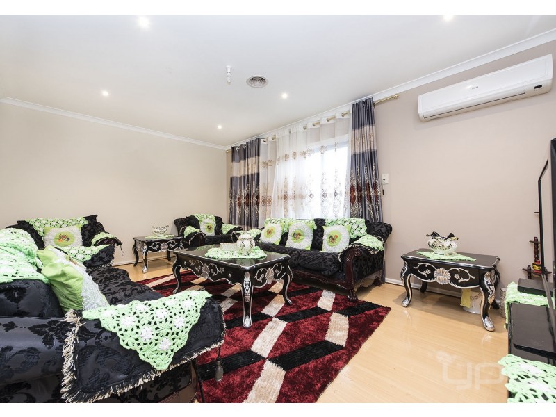 23 Caitlyn Drive, Melton West VIC 3337